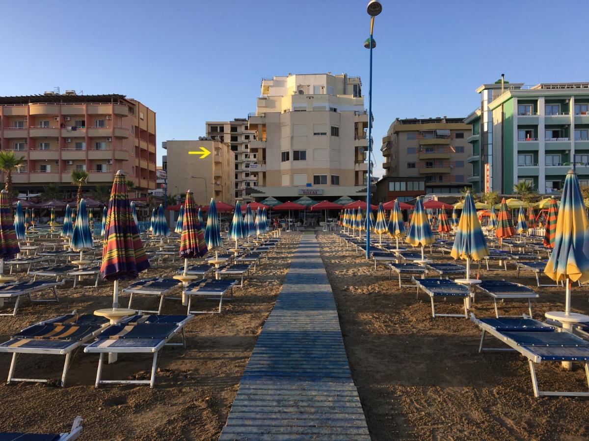 Sea View Apartment in Durres Beach Exterior foto